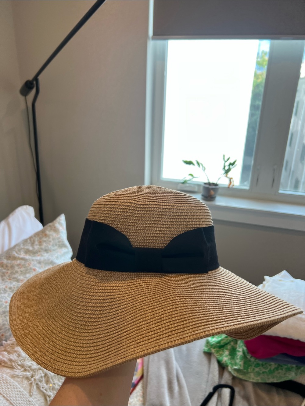 Nordstrom Rack Wide Brim Straw Sun Hat with Black Bow